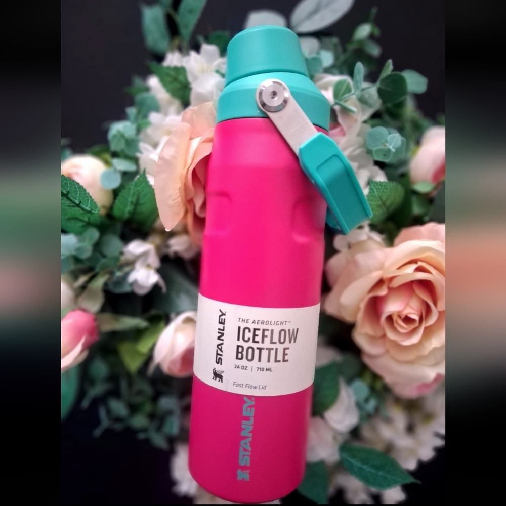 Stanley IceFlow Bottle in Pink and Blue
